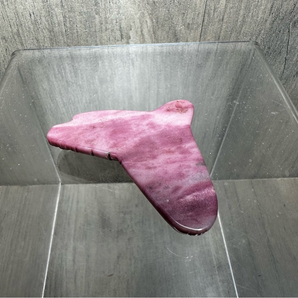 Rhodonite Whale Tail Crystal Stone Pendant Necklace - Picture 3 of 7